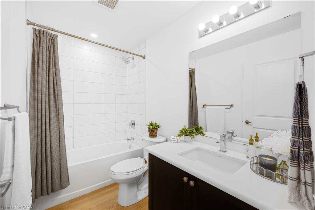309-470 Dundas Street E Property Photo 19