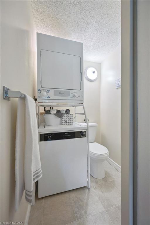 107-6 Walton Avenue Property Photo 13