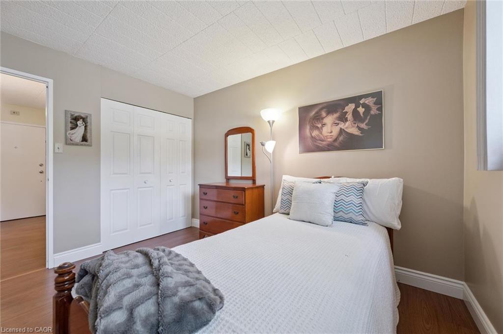 107-6 Walton Avenue Property Photo 15