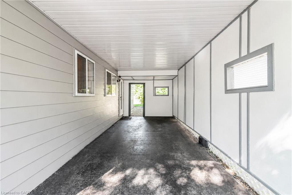 2234 Sheffield Drive Property Photo 3