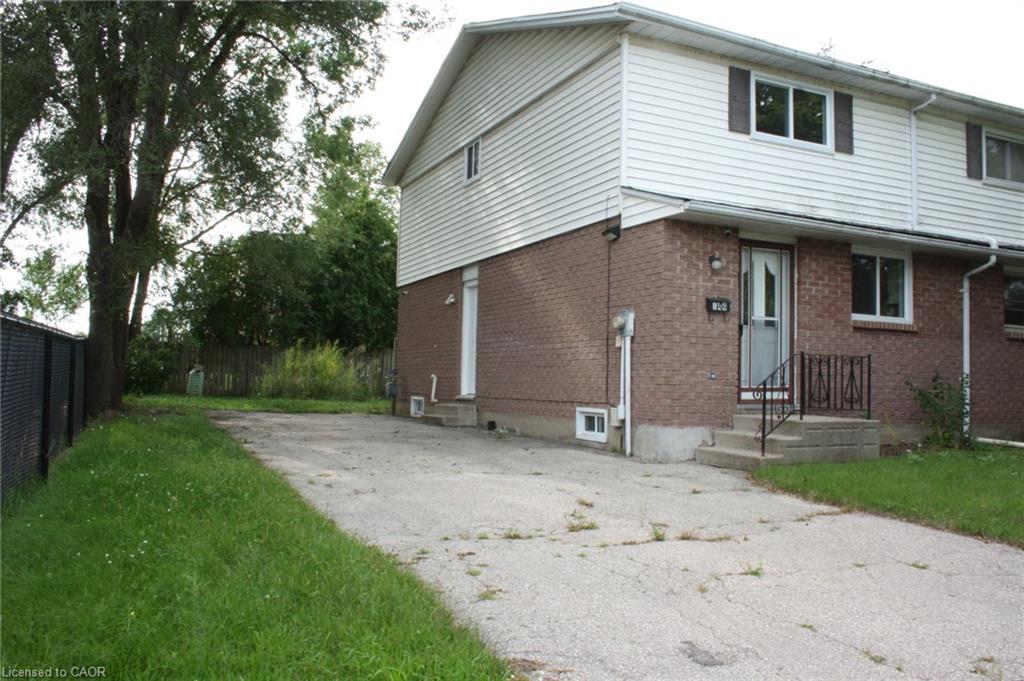 144 Sekura Crescent Property Photo 1