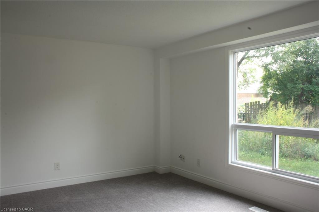 144 Sekura Crescent Property Photo 12