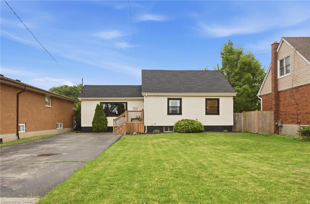 481 Upper Gage Avenue Property Photo 1