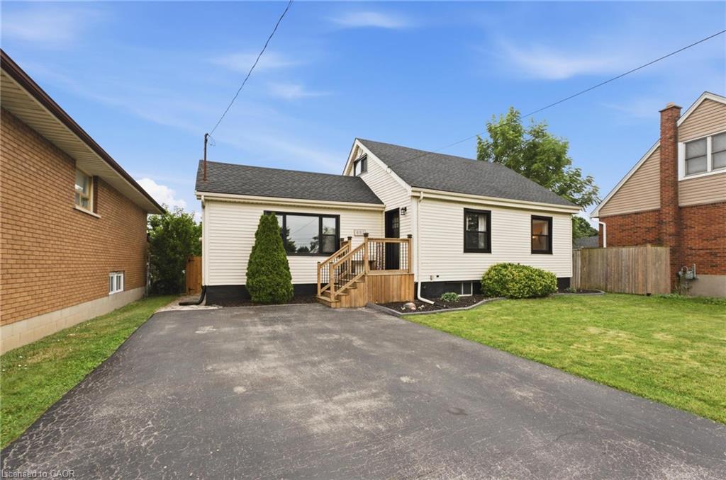 481 Upper Gage Avenue Property Photo 2