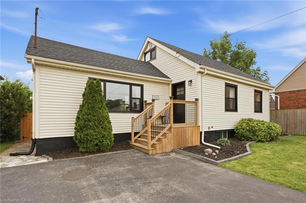 481 Upper Gage Avenue Property Photo 3
