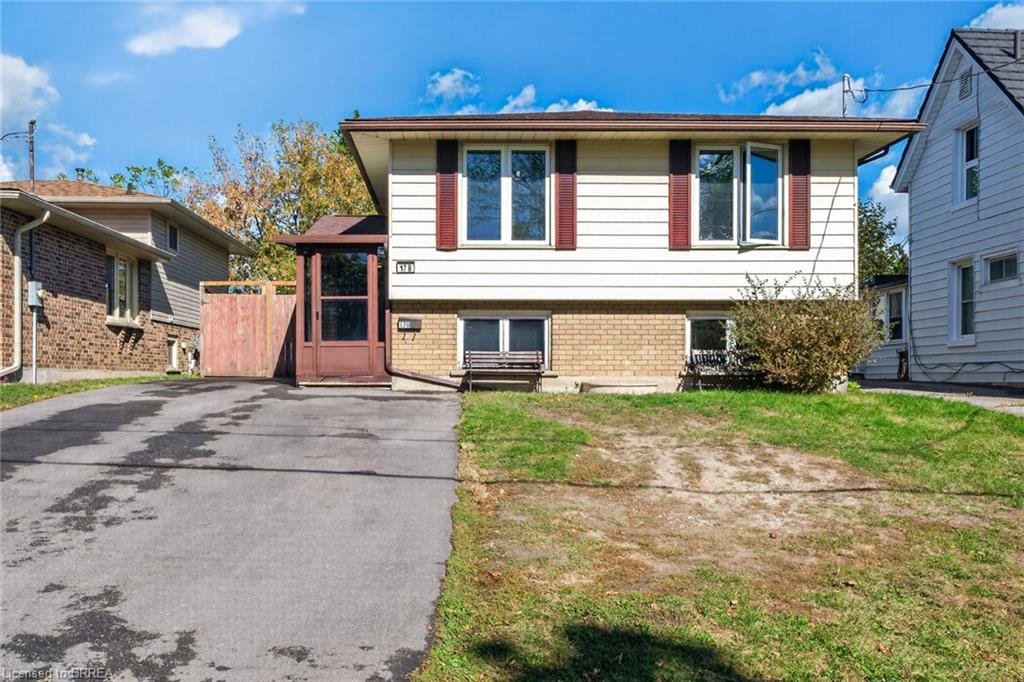 17b Emilie Street Property Photo 1
