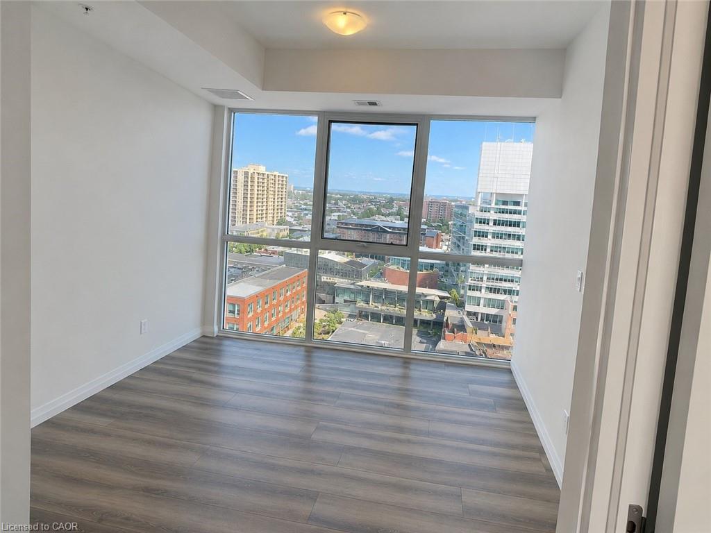 1402-60 Charles Street Property Photo 22