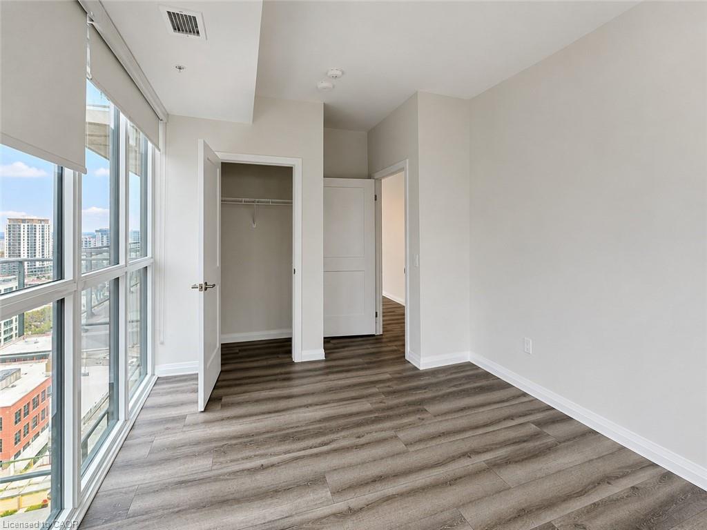 1402-60 Charles Street Property Photo 27