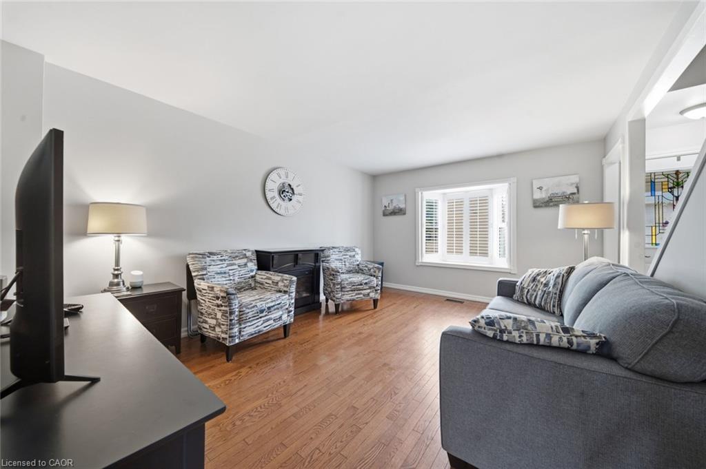 38 Tenth Avenue Property Photo 2