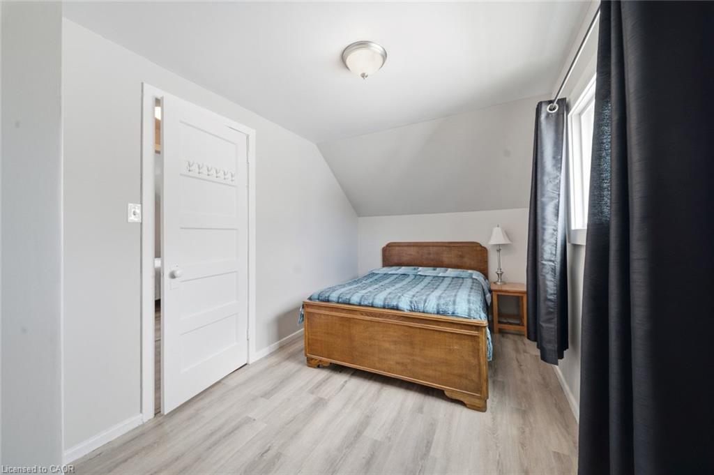 38 Tenth Avenue Property Photo 11