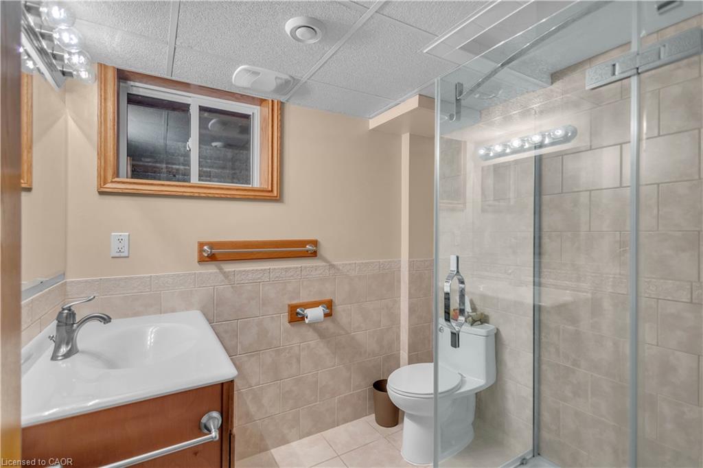 40 Murray Street E Property Photo 32