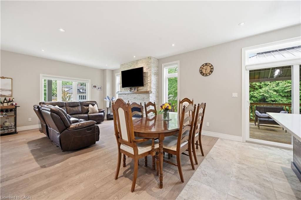 1 Lindsay Way Property Photo 12