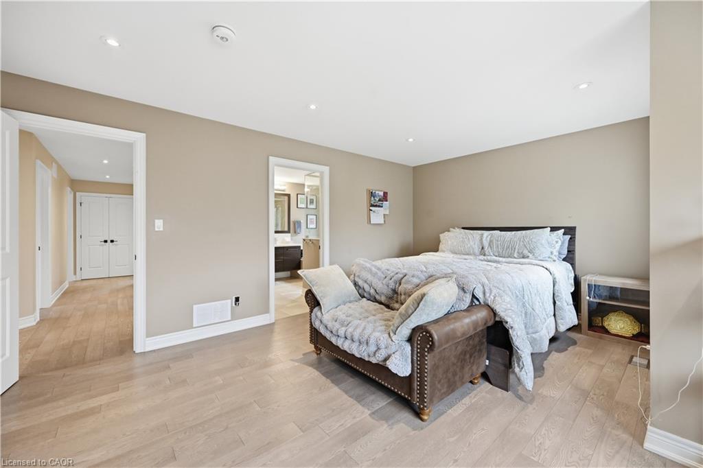 1 Lindsay Way Property Photo 23