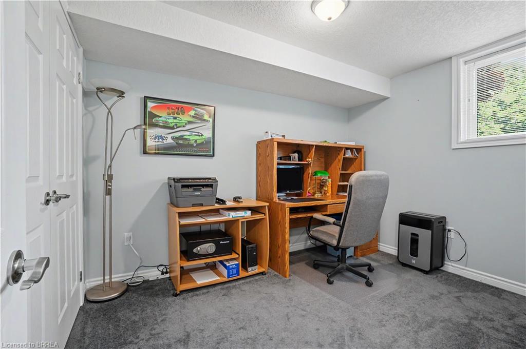 8 Upton Court Property Photo 22