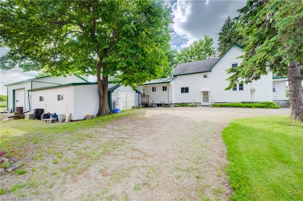 1623 Wilmot Centre Road Property Photo 9
