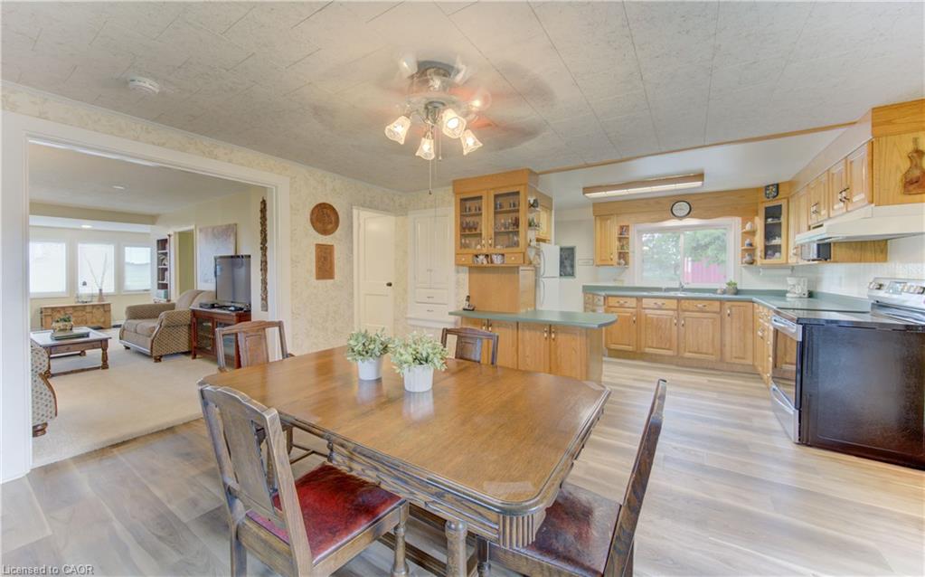 1623 Wilmot Centre Road Property Photo 14