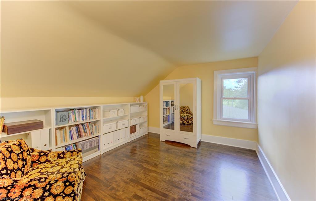 1623 Wilmot Centre Road Property Photo 19