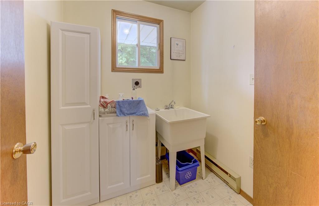 1623 Wilmot Centre Road Property Photo 25