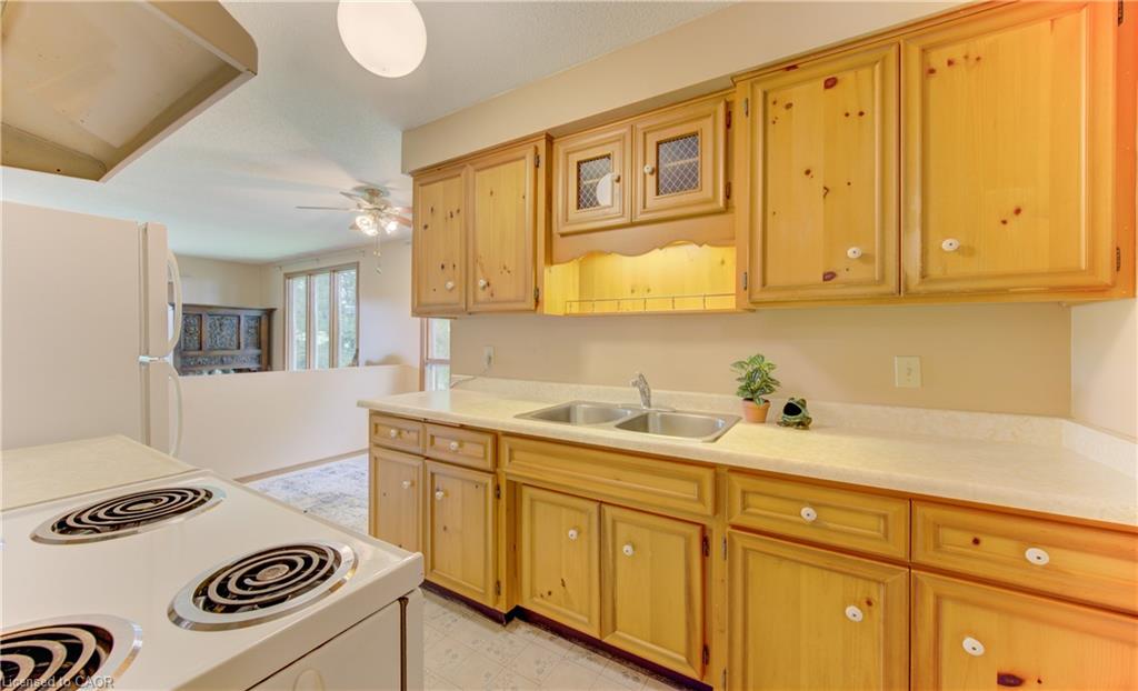 1623 Wilmot Centre Road Property Photo 26