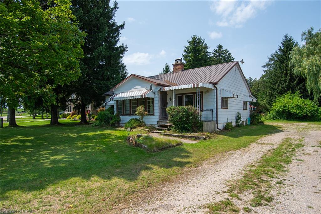 1310 Snyder's Road E Property Photo 1