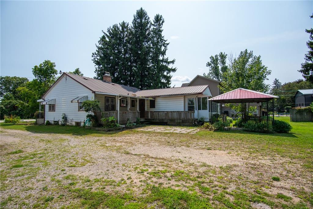 1310 Snyder's Road E Property Photo 3