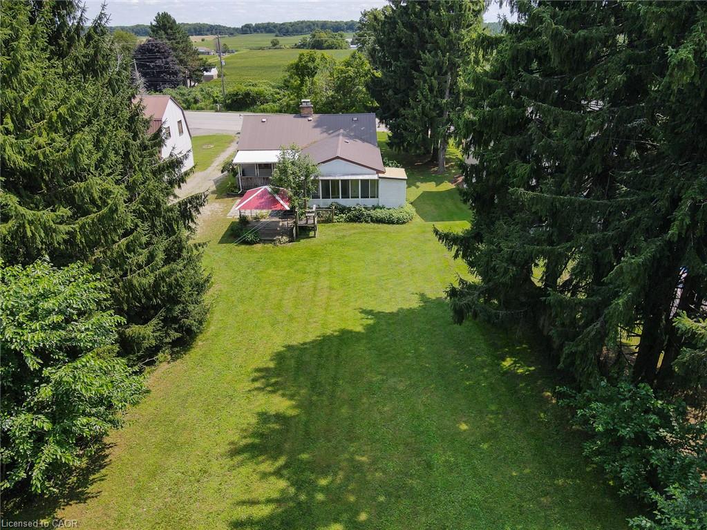 1310 Snyder's Road E Property Photo 6