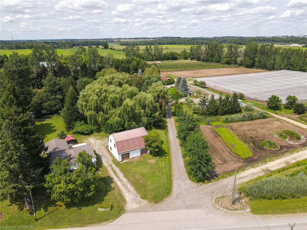 1310 Snyder's Road E Property Photo 8