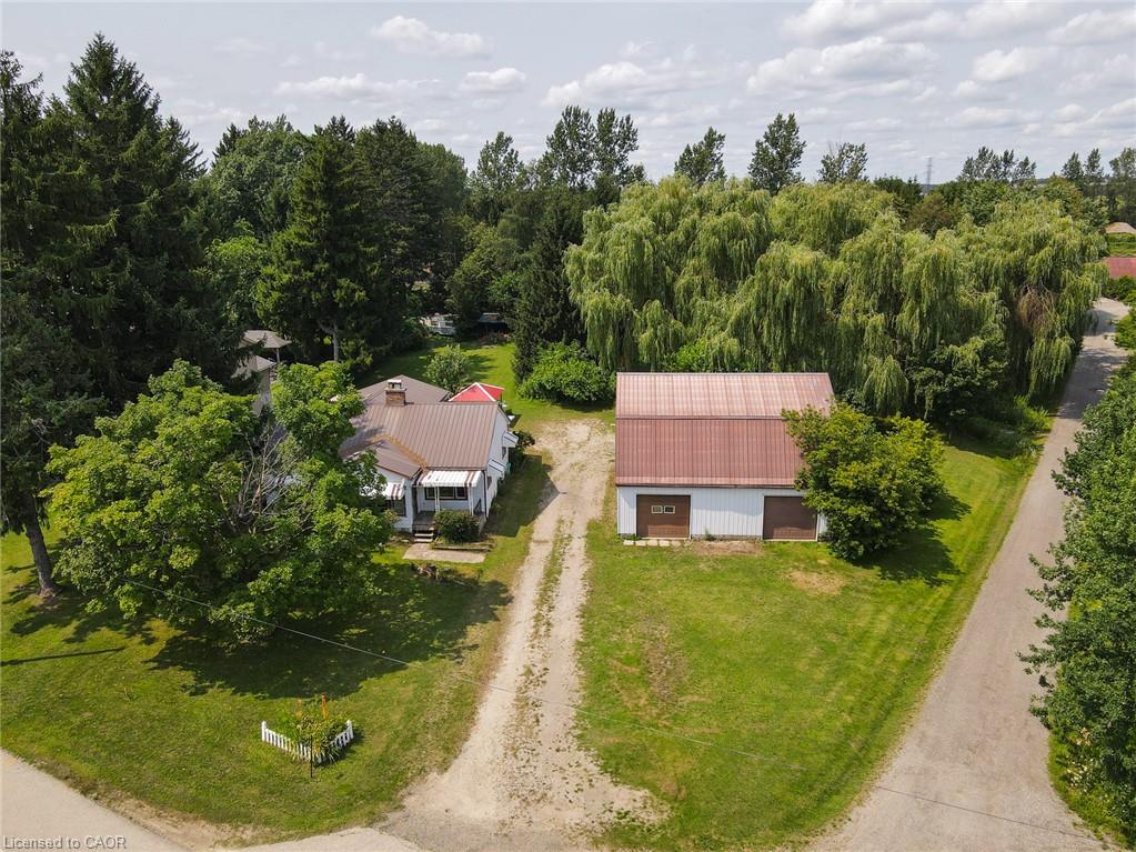 1310 Snyder's Road E Property Photo 8