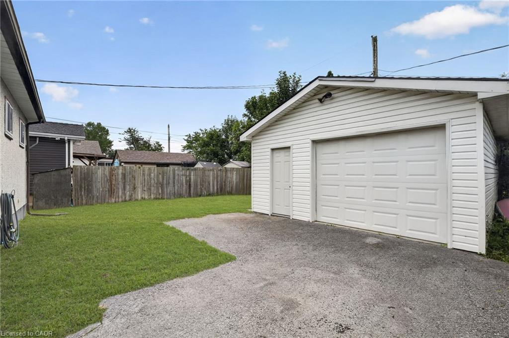 333 Simpson Avenue Property Photo 2