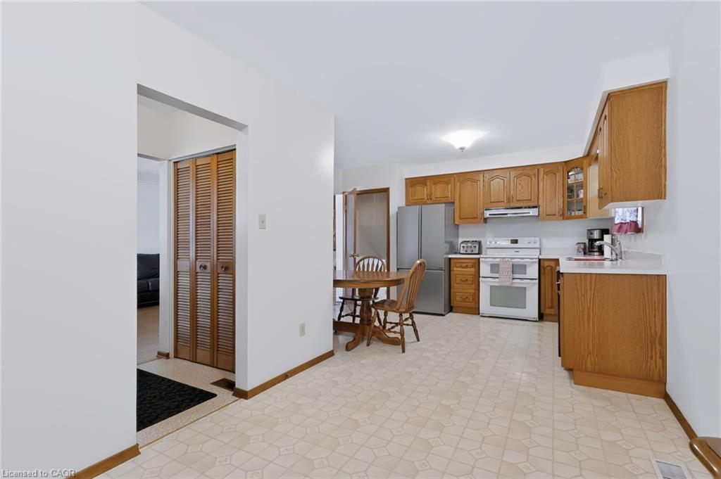 35 Burrwood Drive Property Photo 9