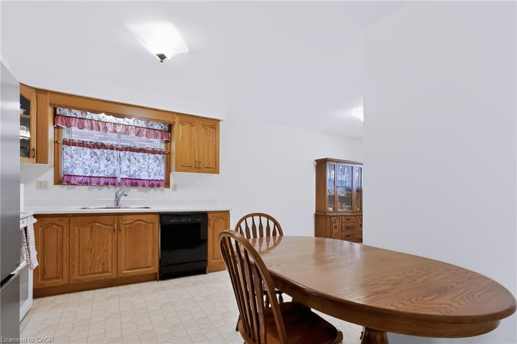 35 Burrwood Drive Property Photo 13