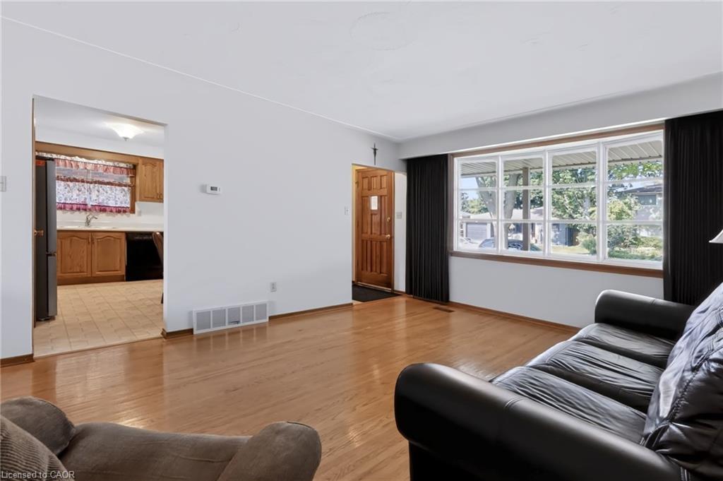 35 Burrwood Drive Property Photo 16