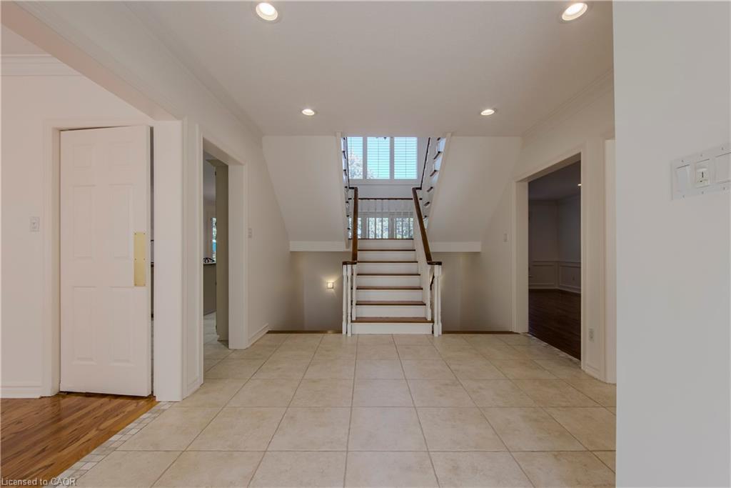 1487 The Links Drive Property Photo 4