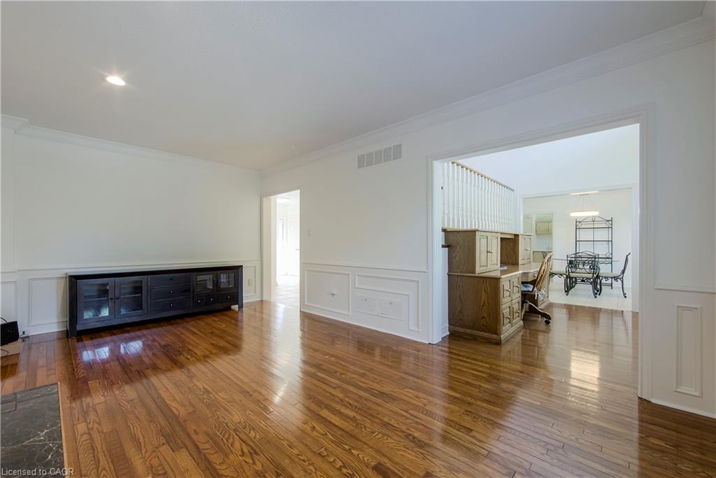 1487 The Links Drive Property Photo 11