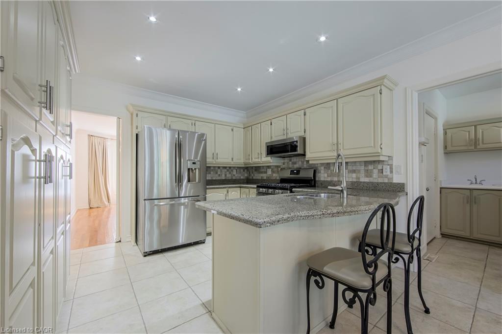 1487 The Links Drive Property Photo 18