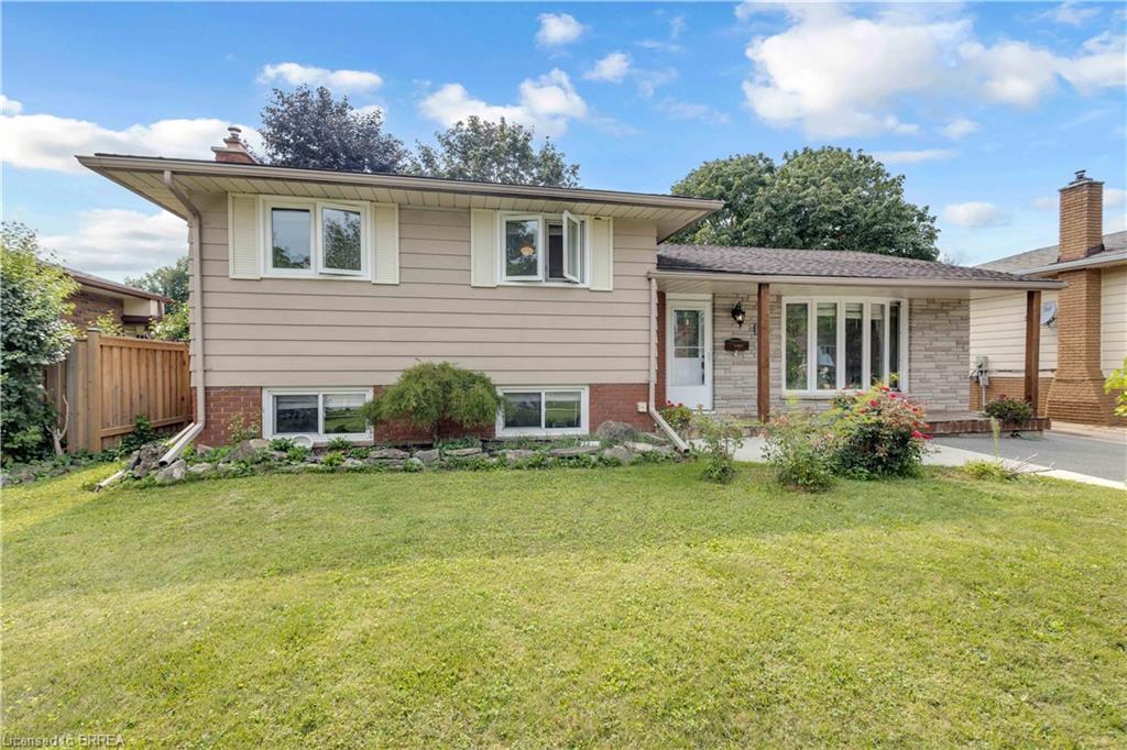 92 Brier Park Road Property Photo 1