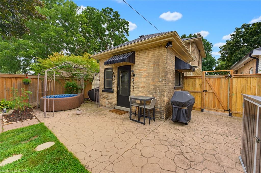 188 Chatham Street Property Photo 32