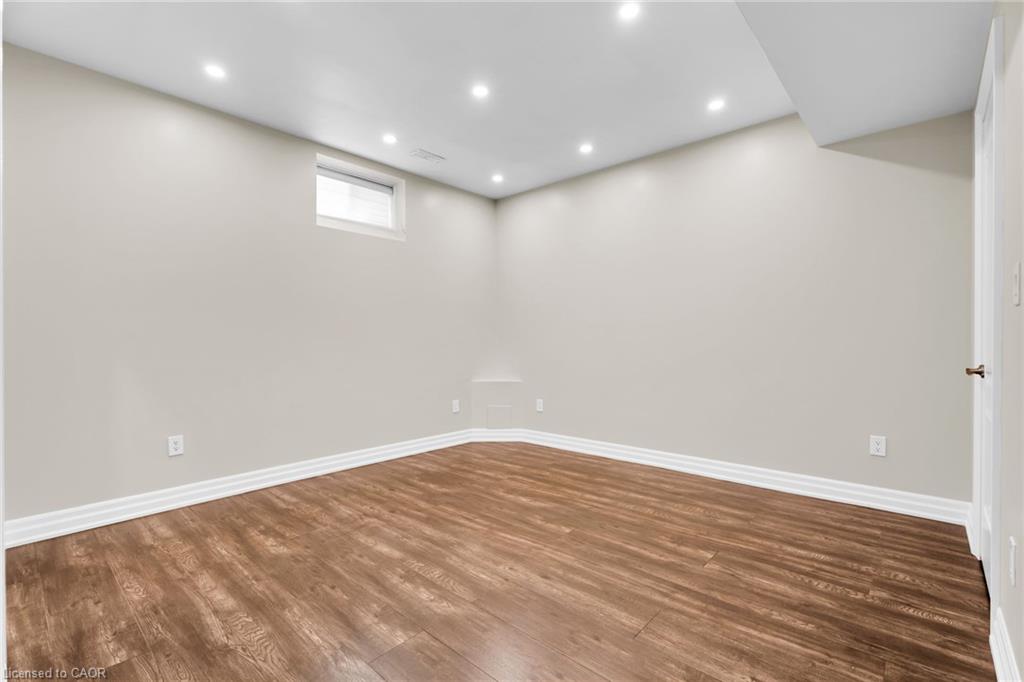 23 Martin Byrne Drive Property Photo 34