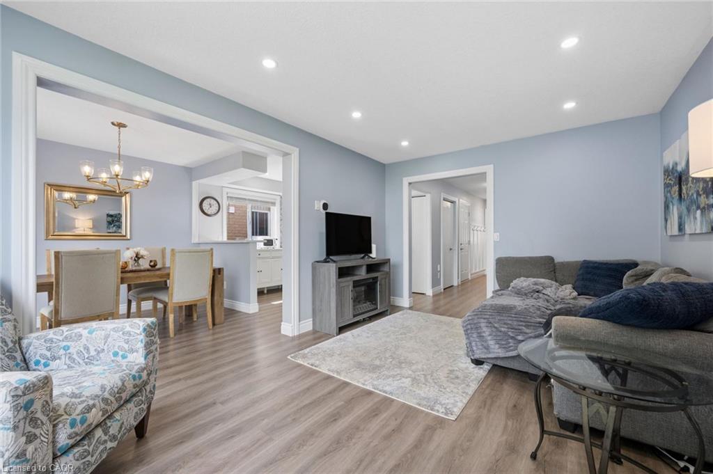 63 Starview Crescent Property Photo 13