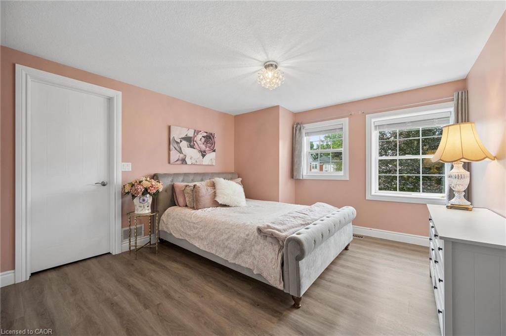 63 Starview Crescent Property Photo 18