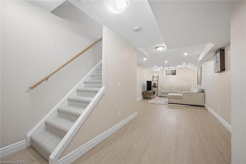 63 Starview Crescent Property Photo 28