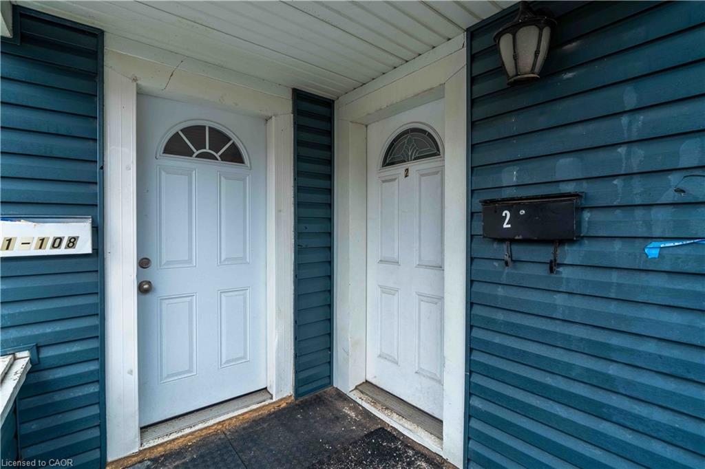 108 Queenston Street Property Photo 2