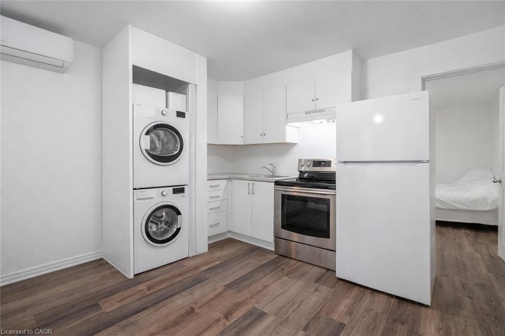 108 Queenston Street Property Photo 10
