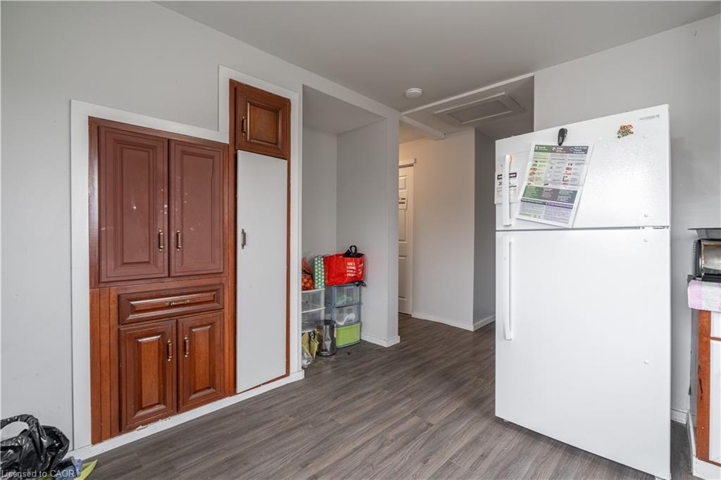 108 Queenston Street Property Photo 14