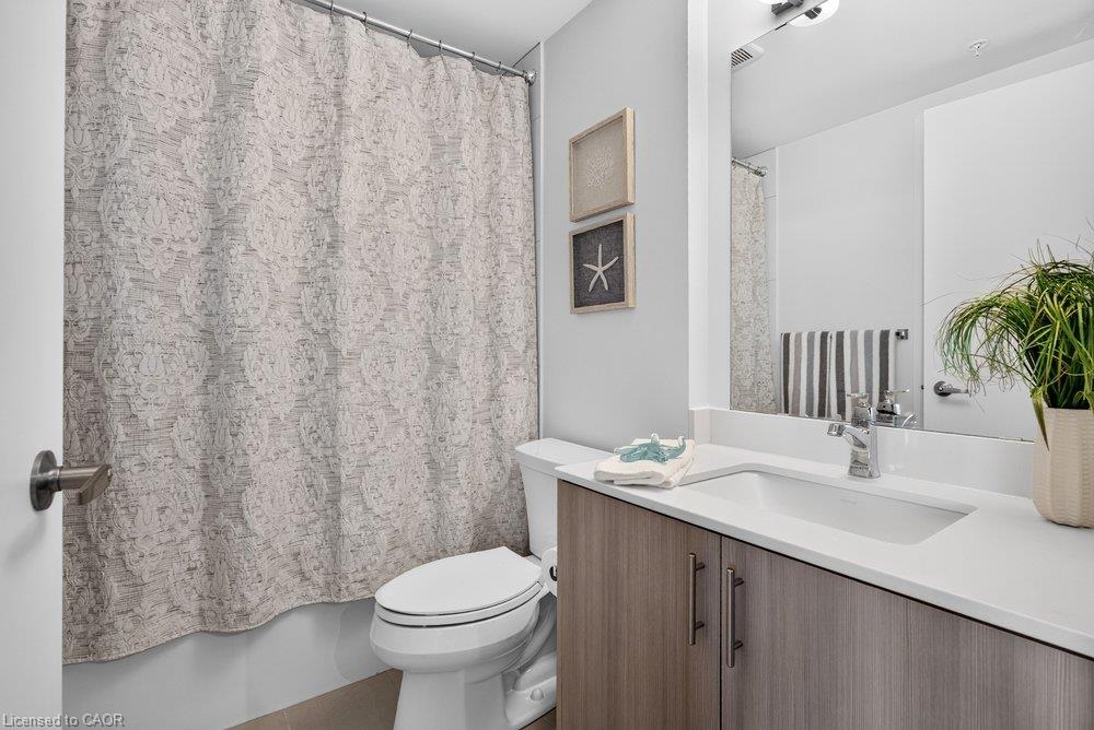 708-550 North Service Road Property Photo 16