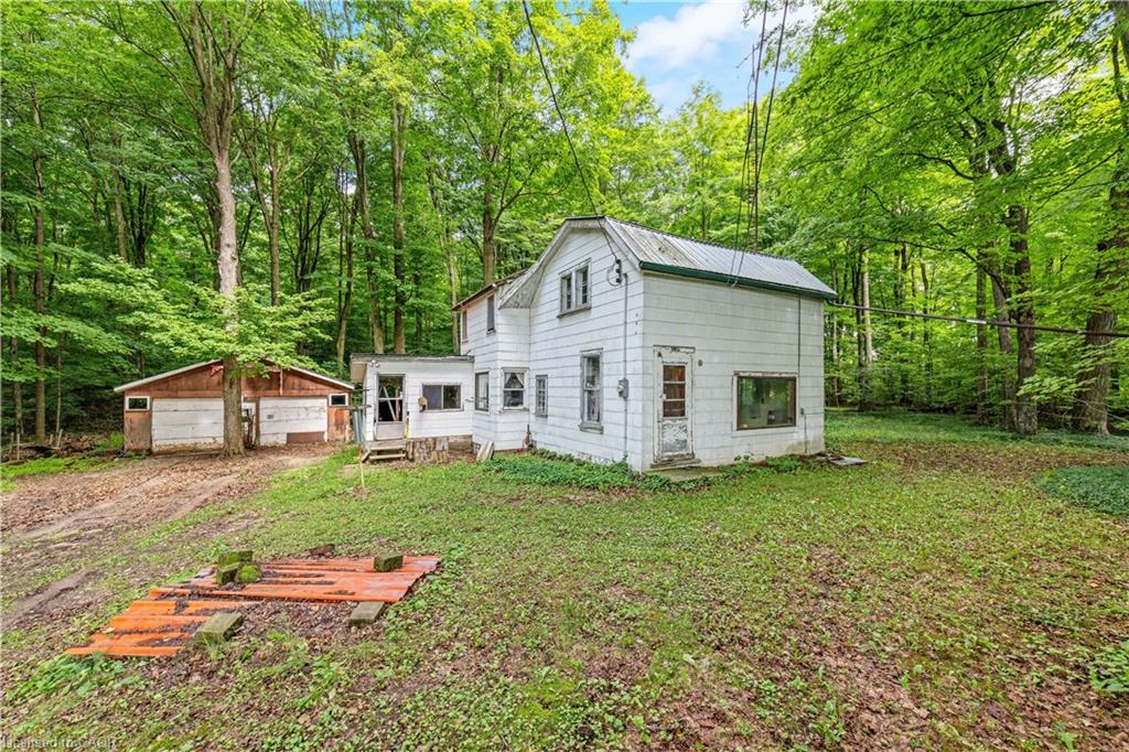 2529 Campbellville Road Property Photo 6