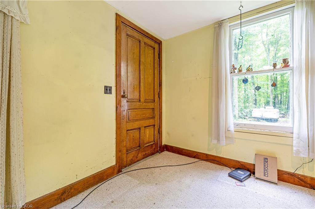 2529 Campbellville Road Property Photo 14
