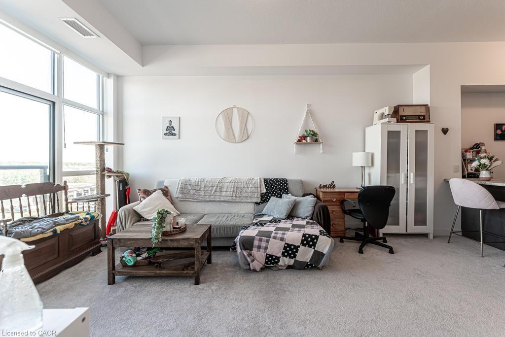 503-450 Dundas Street E Property Photo 10