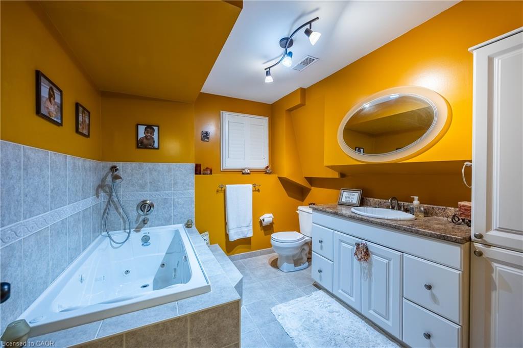 307 Orkney Street W Property Photo 28