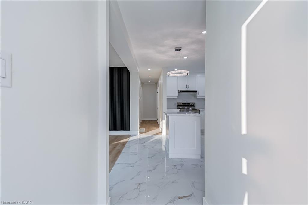 63 Hardale Crescent Property Photo 4